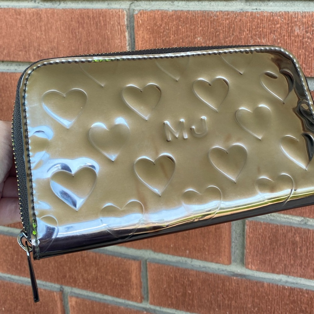 Marc Jacobs chrome heart wallet ❤️